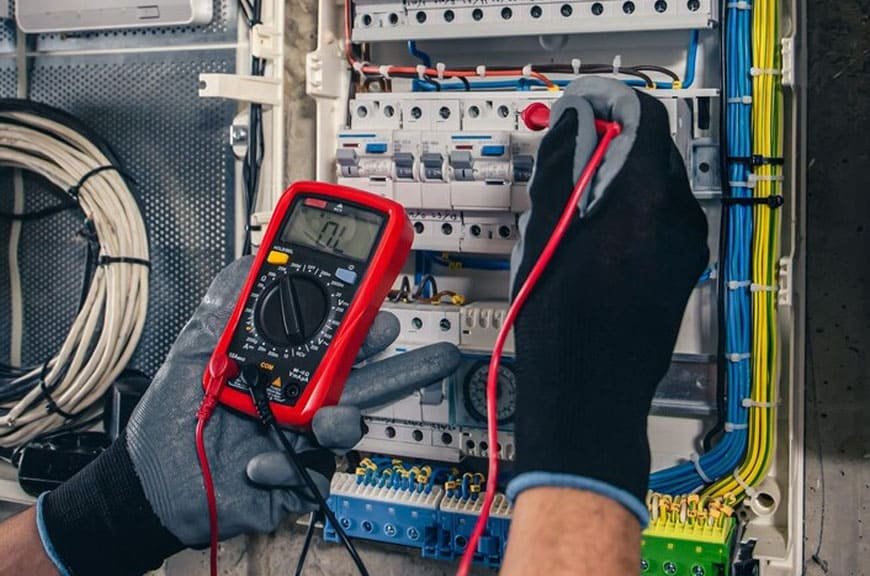 SOLUCIONES ELÉCTRICAS